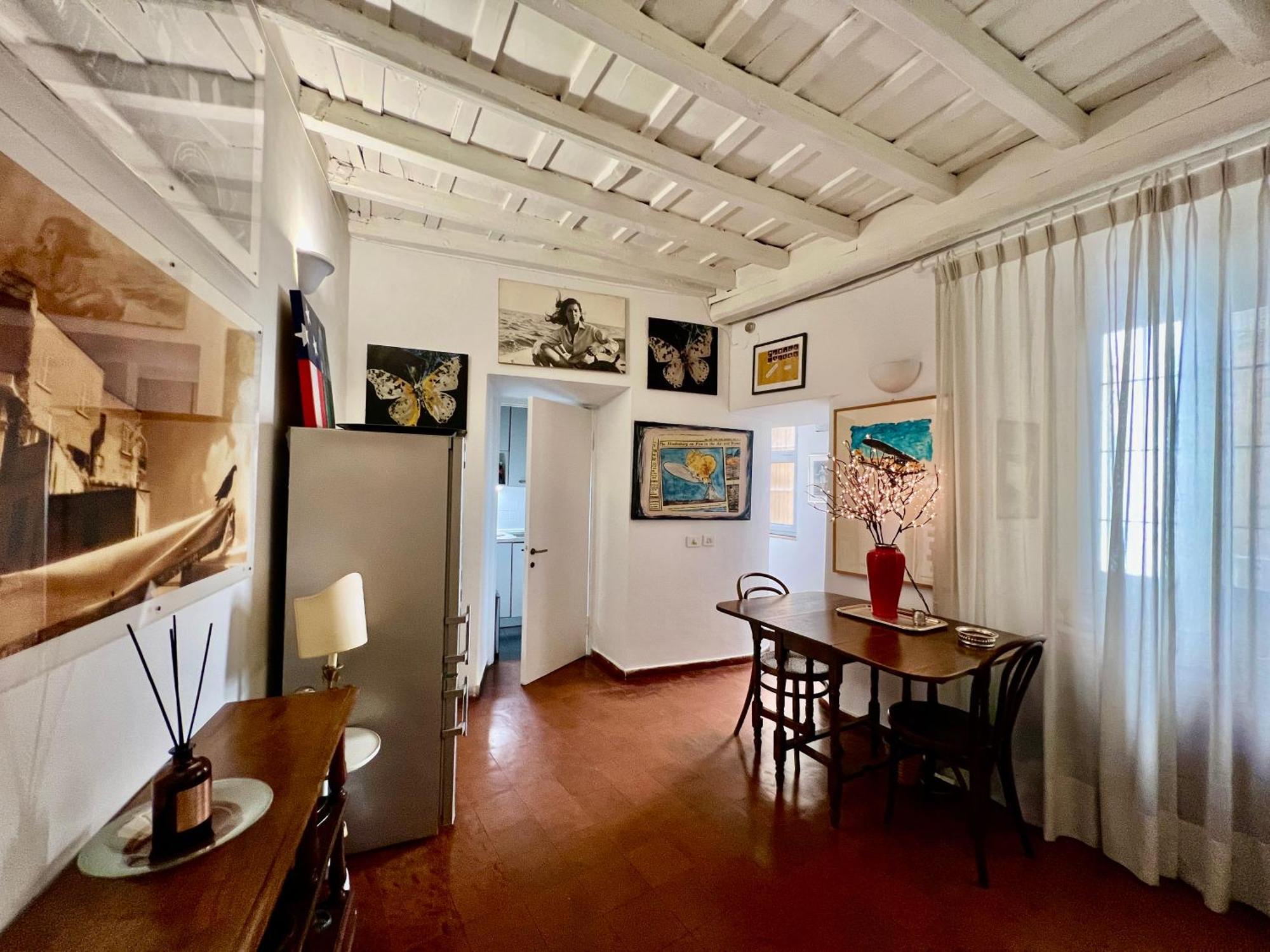 Apartamento Renaissance Square, Bright *